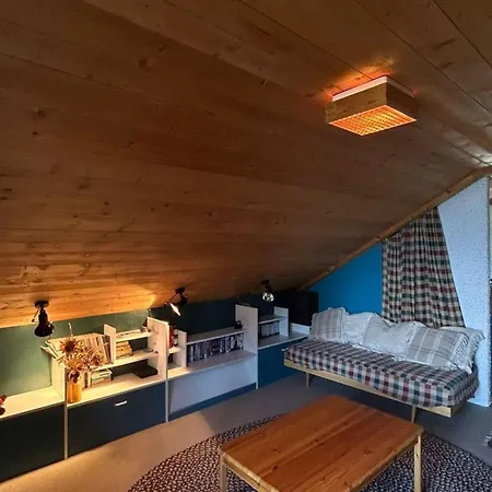 In With Mountain Views *