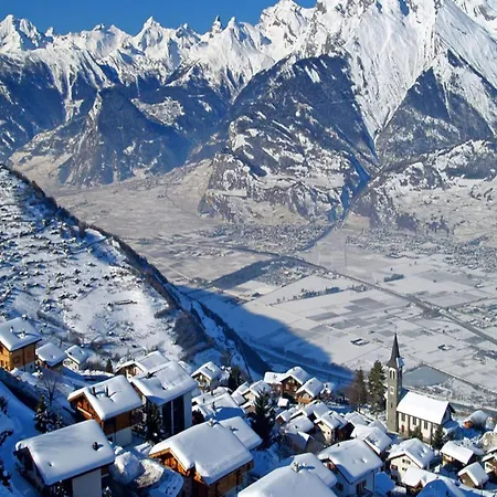 Alpstuga In With Mountain Views